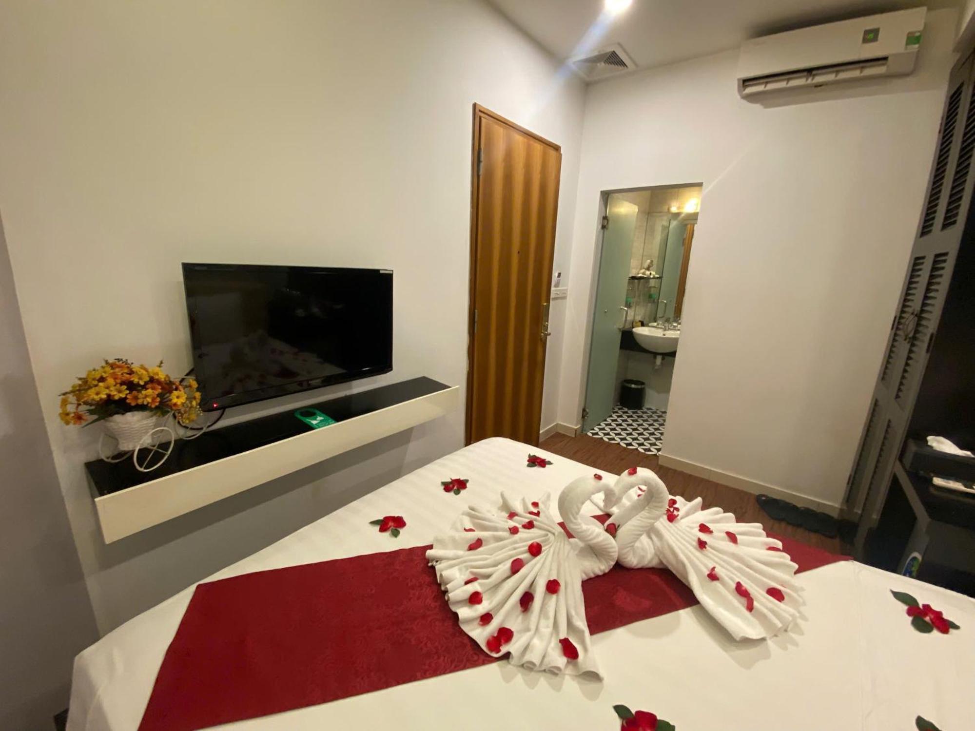 Eclipse Legend Hotel Ханой Екстериор снимка